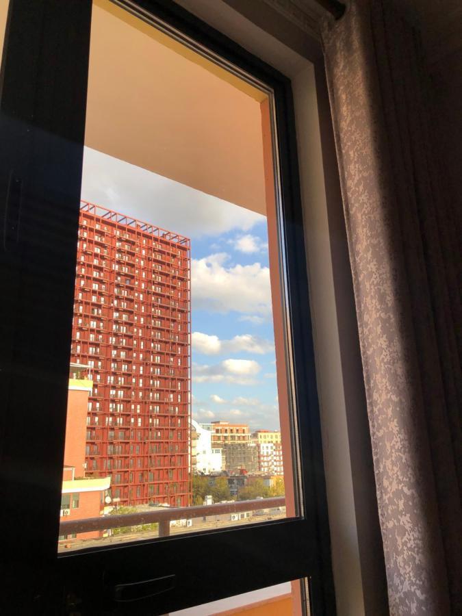 Laureta Central Apartment Тирана Екстер'єр фото